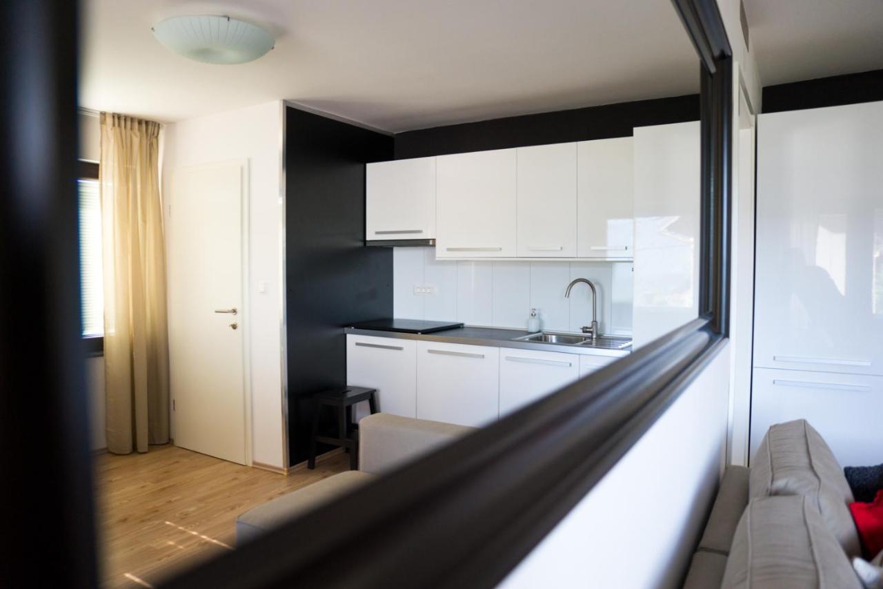Apartment Beautiful Lake View بليد المظهر الخارجي الصورة